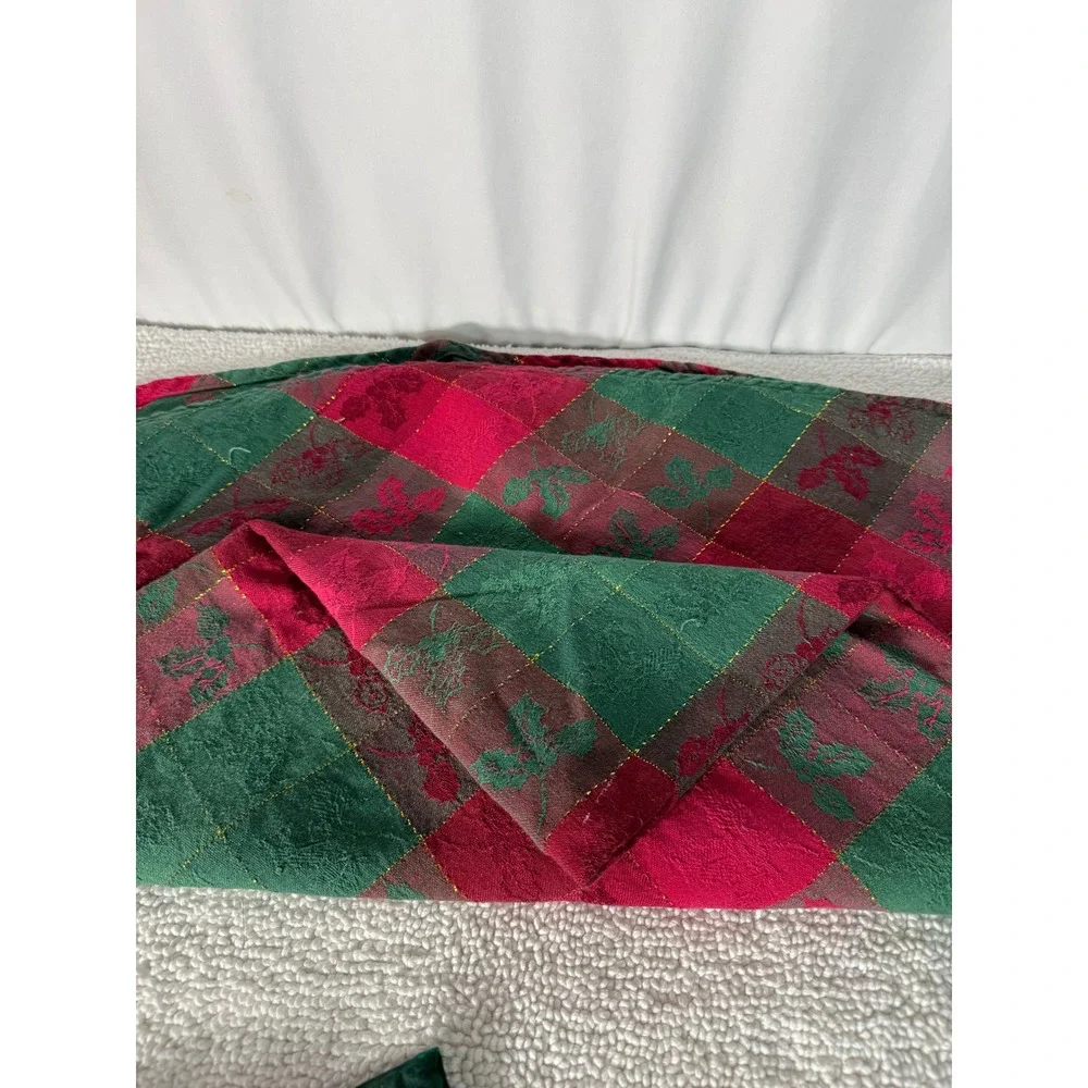 VTG Christmas Linen Set, Table Cloth, Hand Towels, Placemats, Napkins‎ 12 Piece